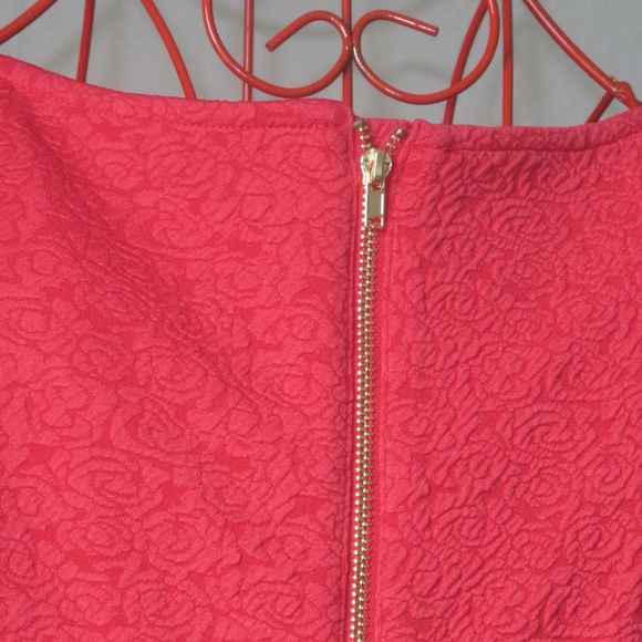 Textured Ponte Day Dress - Picture 4 of 6